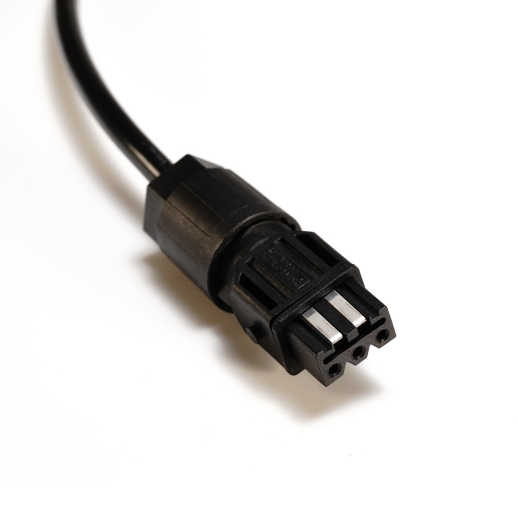 Steckverbinder QPD STAK 3 mit Kabel für elektrische Verbindungssysteme