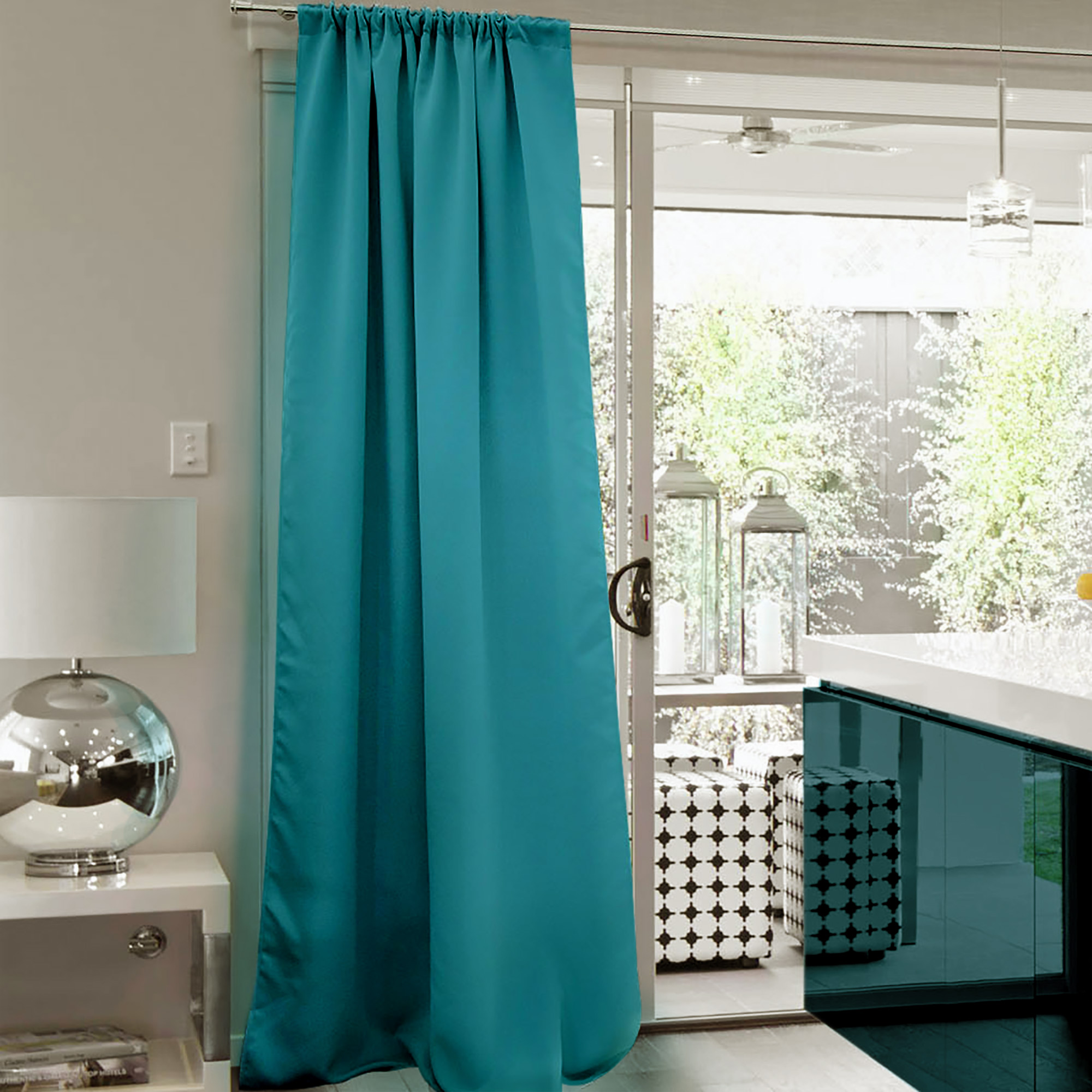 slider_image_aedd6375ca3d4f3ab18fbc12a3b1d1cb Vorhang mit Kräuselband an Terrassentür in moderner Küche