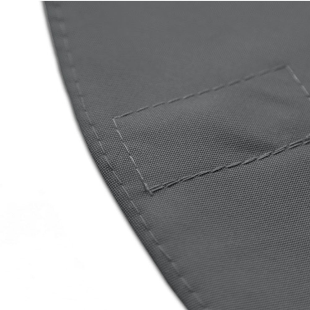 Bespannung für Ampelschirm mit verstärkten Nähten und rechteckigem Detailausschnitt