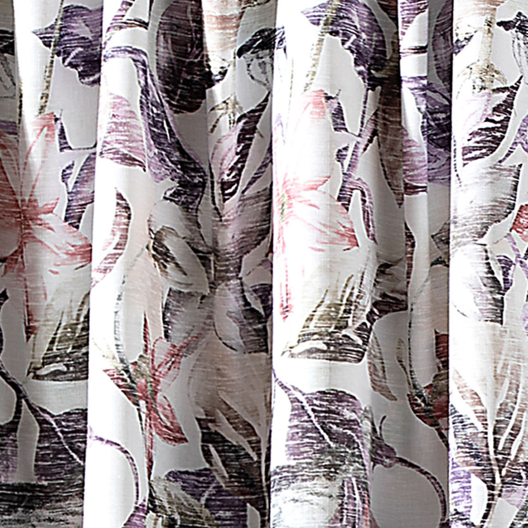 Vorhang mit Schlaufenband und floralem Design