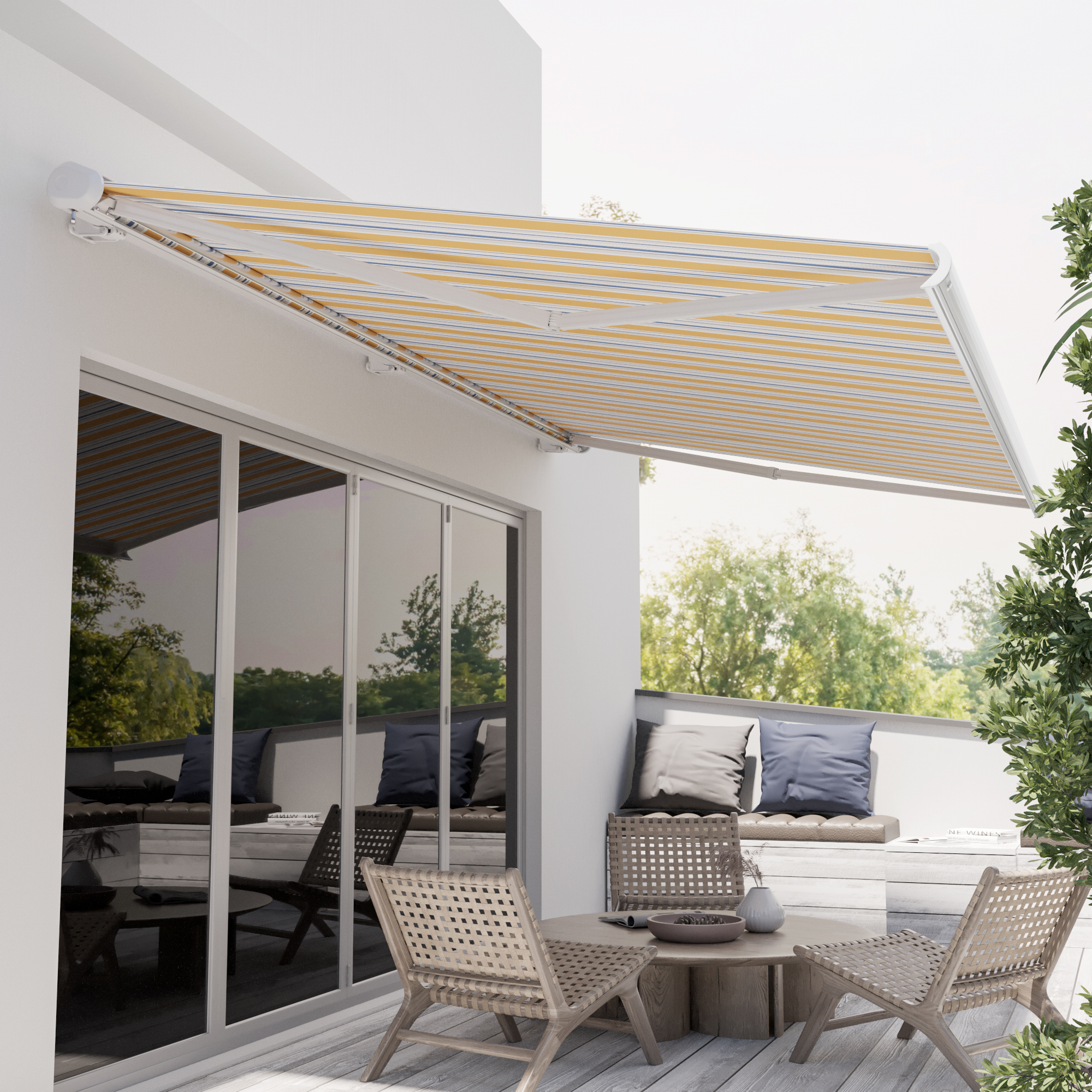 slider_image_019290696fe67144b3decf7ef36e1621 Kassettenmarkise an Hauswand über Terrasse mit Sitzmöbeln und Pflanzen