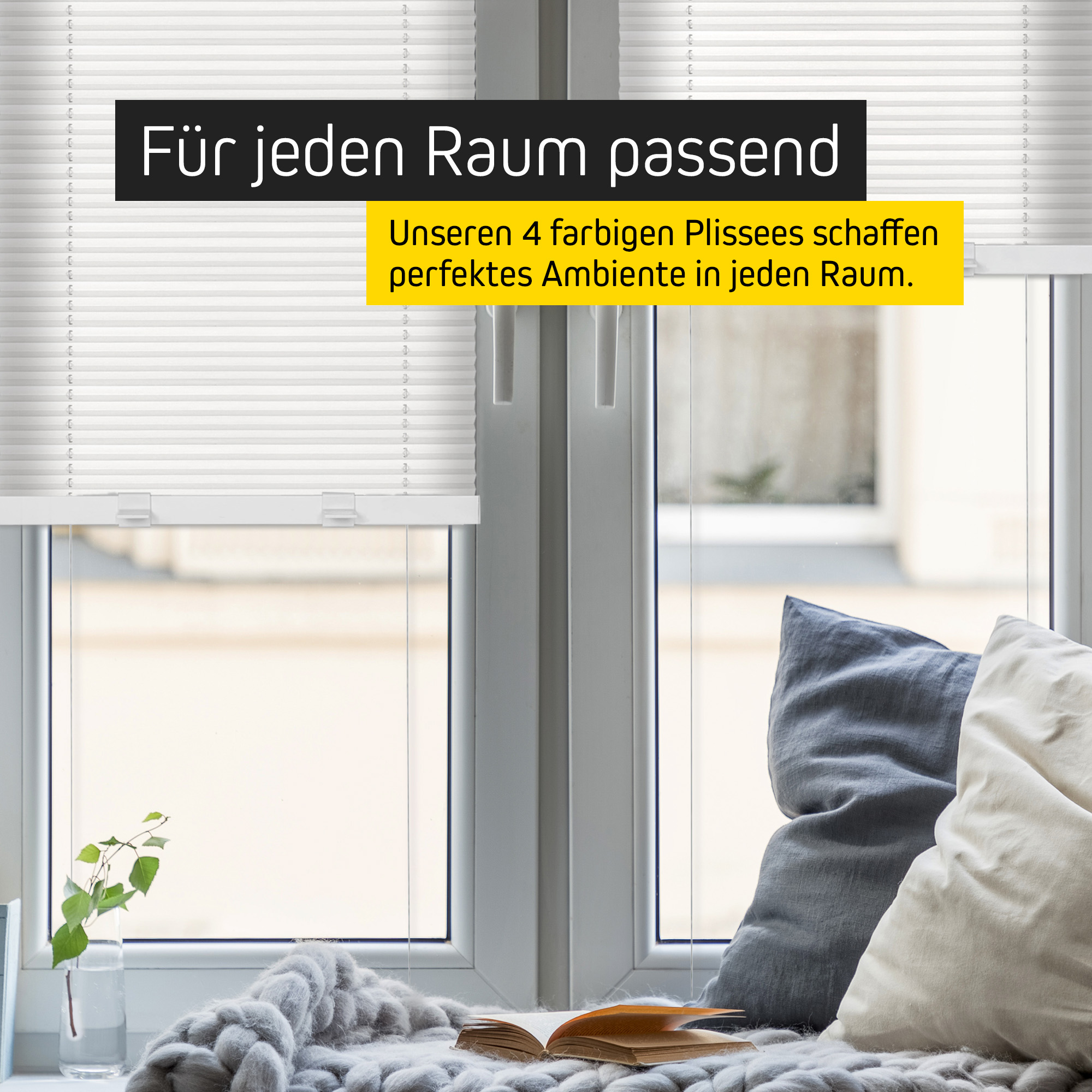 Plissee am Fenster, einfach zu montieren, schafft angenehme Atmosphäre im Raum