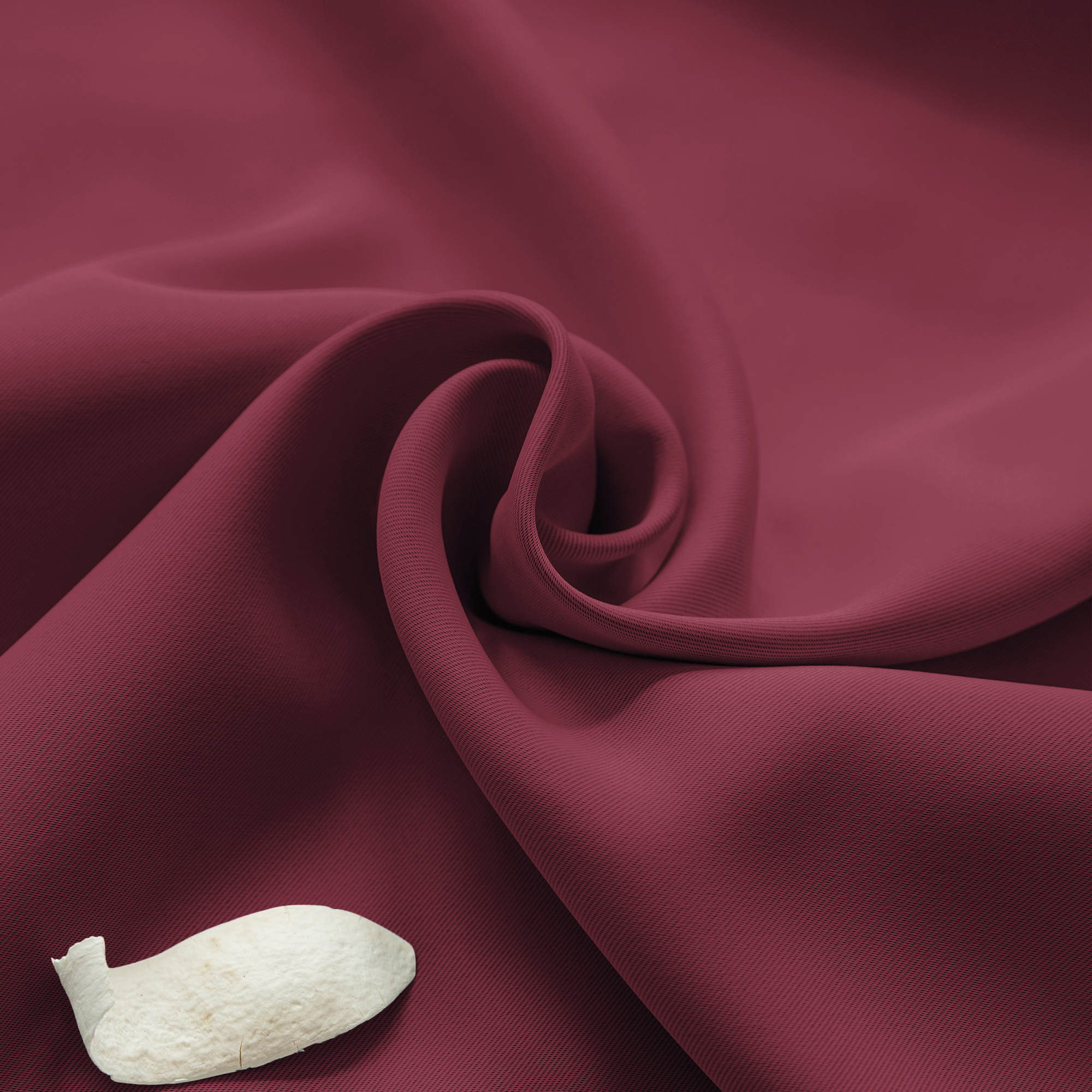 slider_image_26a7262692e3401897ea379967de239a Faltiger Stoff eines Ösenvorhangs mit dekorativem Element