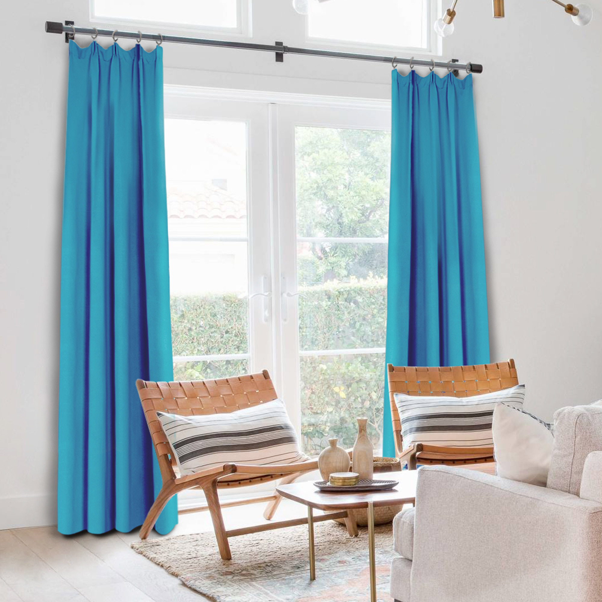 slider_image_d817d3c720c84478972c44dbd4bdd901 Vorhang mit Kräuselband an Fenster, Teil einer modernen Wohnzimmerdekoration