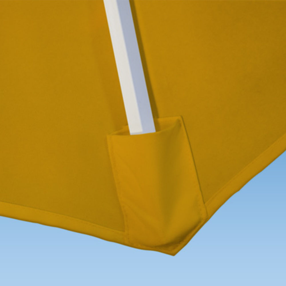 Bespannung für Ampelschirm mit Stange in Halterung, Detailansicht