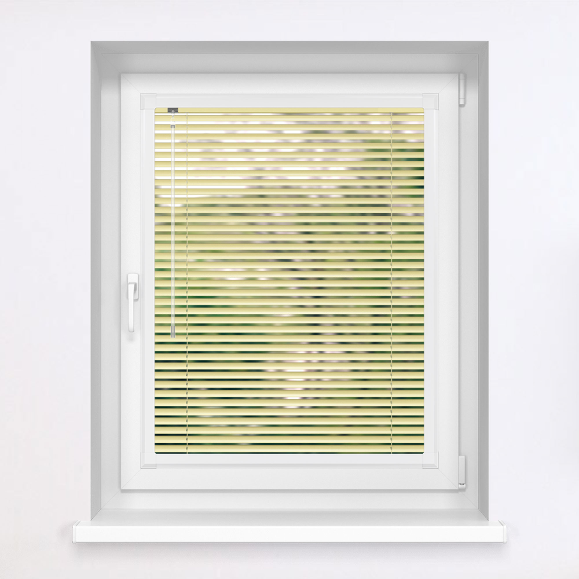 Aluminium-Jalousie am Fenster montiert, Lamellen horizontal ausgerichtet