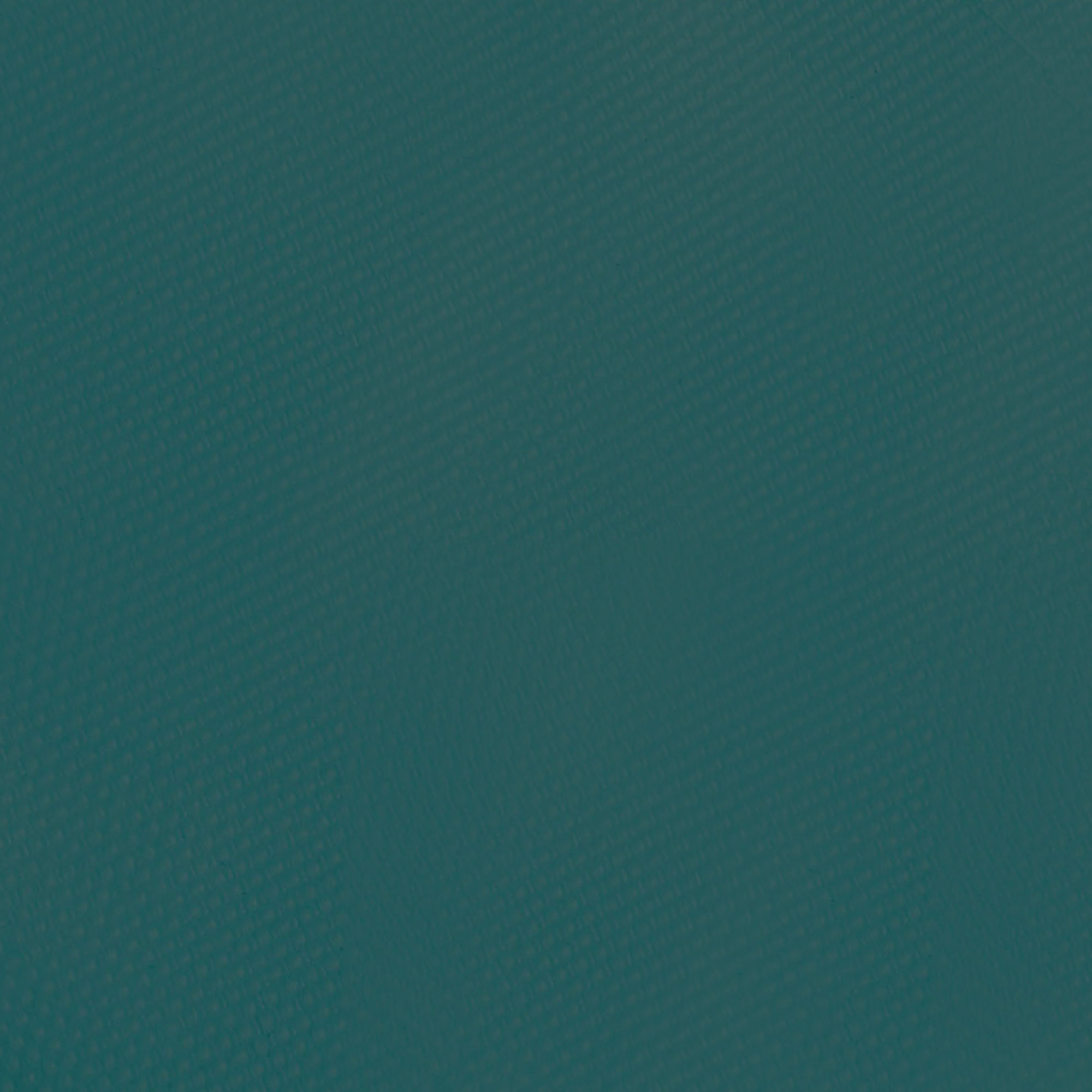 Nahaufnahme eines knickbaren Holz-Sonnenschirms mit Stoffbespannung