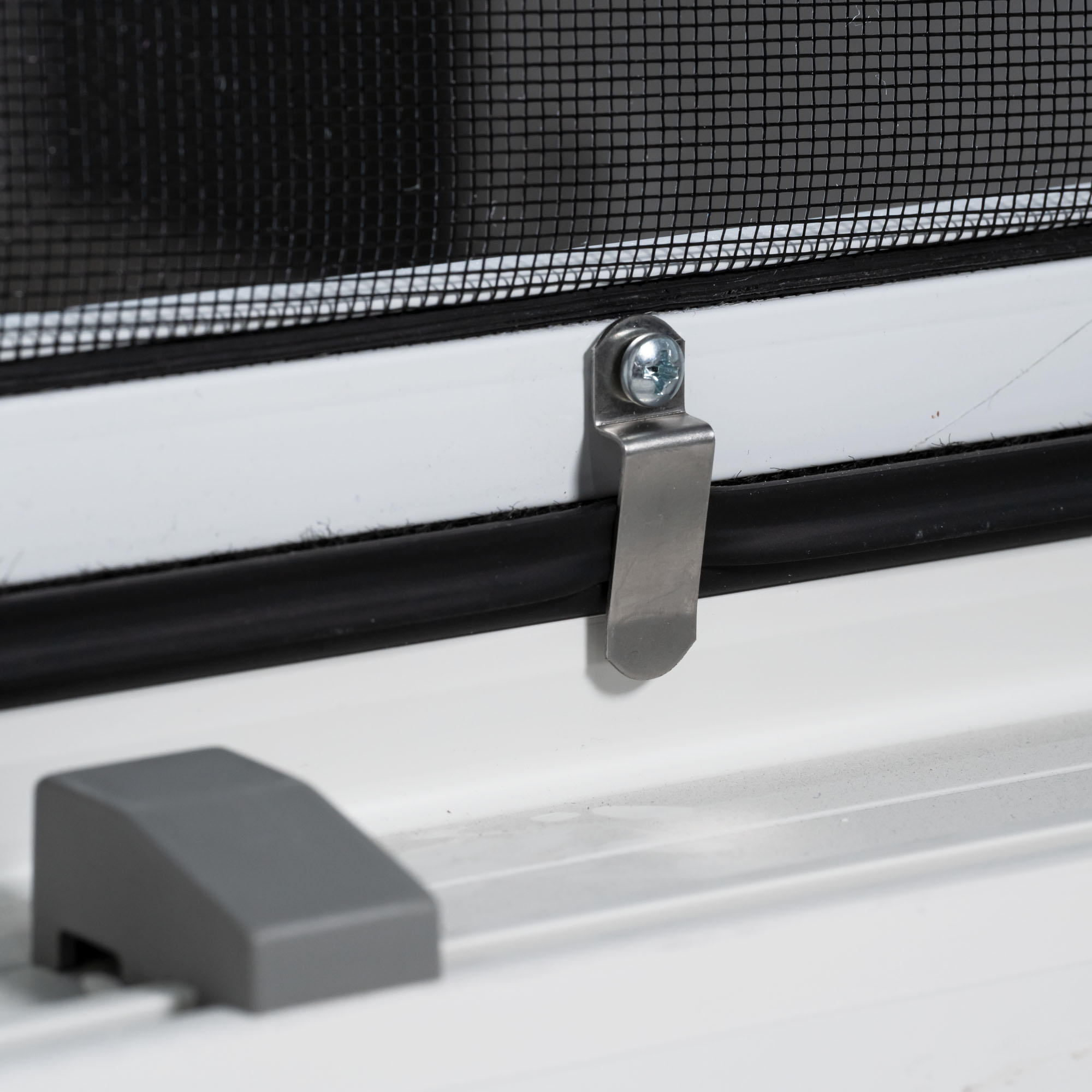 slider_image_019228920e6d75a7852f63c0922fe57e Insektenschutz-Spannrahmen mit Befestigungselementen für Fensterrahmen