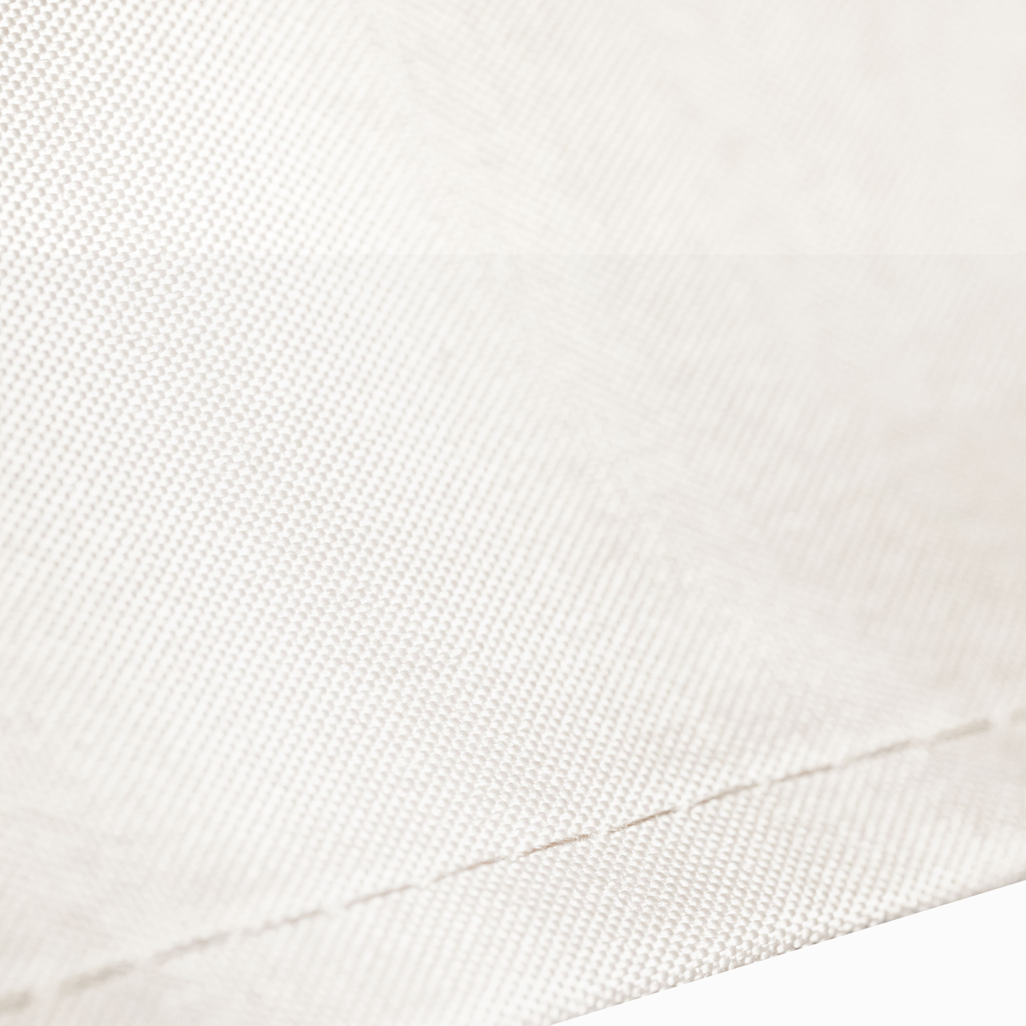 slider_image_4f6474a6d80146e29cad51c1b012f70b Nahaufnahme eines Sonnenschirmstoffs mit feiner Struktur, knickbar für flexiblen Sonnenschutz