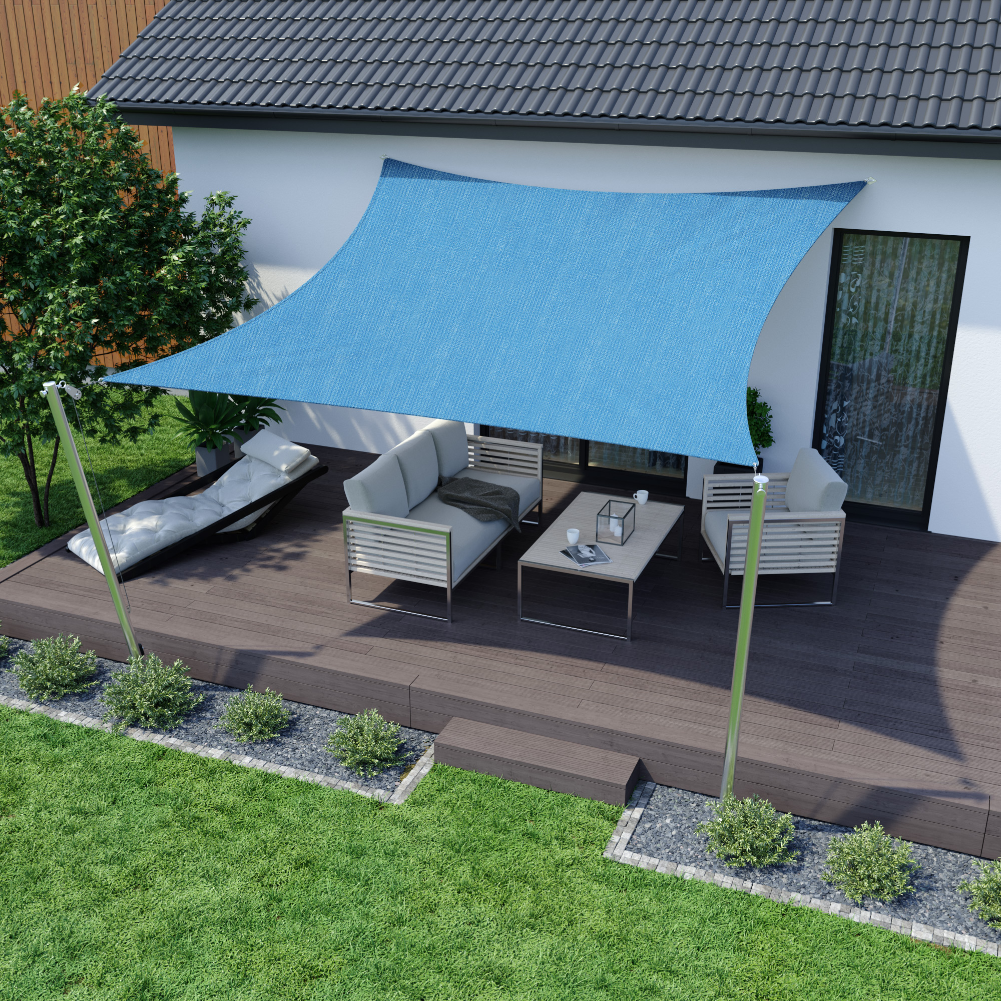 Sonnensegel über Terrasse mit Sitzgruppe, bietet Schatten und Schutz, atmungsaktives Material